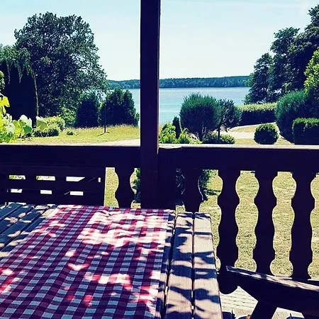 Alojamento de Acomodação e Pequeno-almoço Karczma Tyrolska U Martina